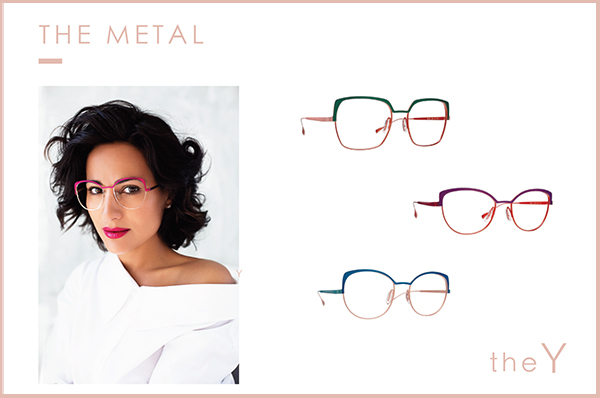 設計師卡羅琳在1998年之時，開始投入光學週邊產品與配飾等設計，諸如:長柄眼鏡、放大鏡、眼鏡鍊等品項。而長柄眼鏡的復興(lorgnette這個詞源自法語的lorgne，是由英國人George Adams發明，古董長柄眼鏡通常製作精美，採用珍貴材料，它作為一件珠寶飾品的功能更勝過眼鏡的作用，在19世紀的歐洲非常流行，是化裝舞會或觀看歌劇時必備的配飾。)更是讓設計師卡羅琳獲得了國際上的成功，在法國Silmo眼鏡展上獲得兩次金獎的肯定。於2008年到南美渡假之時，體驗到了與法國全然不同的美式風情與女性表達方式，在2011年開始發表一系列風情萬種、色彩鮮豔的女性鏡框。